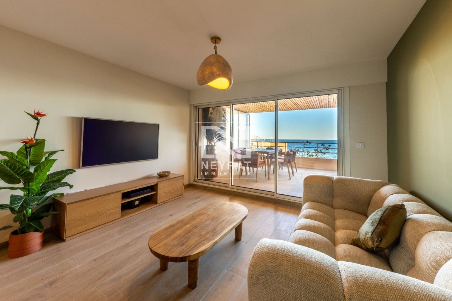 APPARTEMENT T2 - LE TRAYAS - 52.1 m2 - VENDU