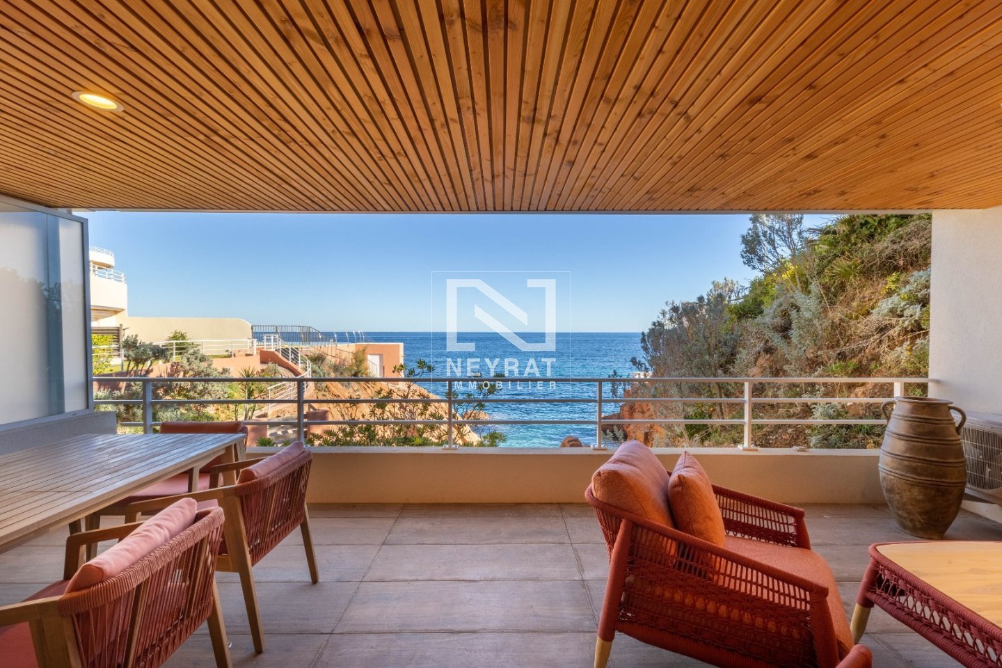APPARTEMENT T2 - LE TRAYAS - 52.1 m2 - VENDU