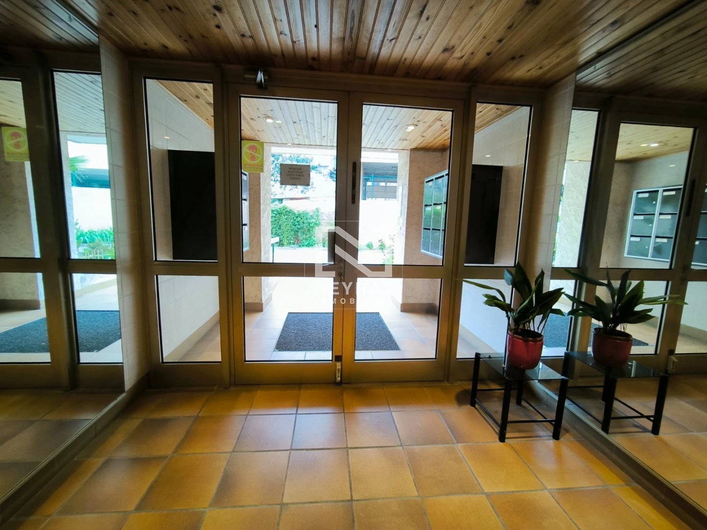 2 A VENDRE - ST RAPHAEL Proximité centre - 44.74 m2 - 238 000 &euro;
