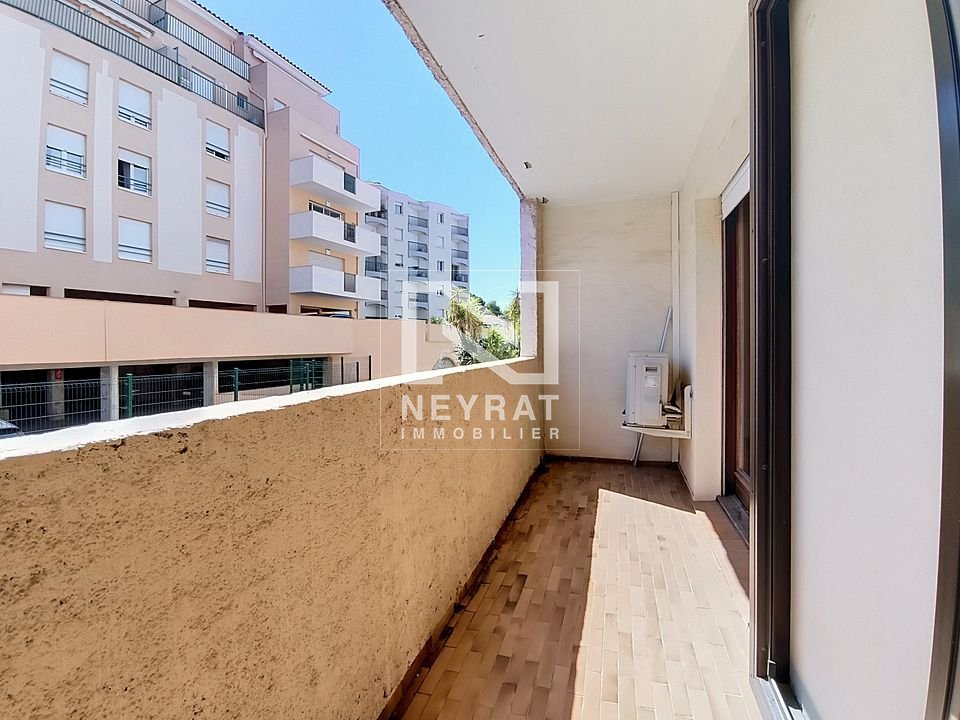 2 A VENDRE - ST RAPHAEL Proximité centre - 44.74 m2 - 238 000 &euro;