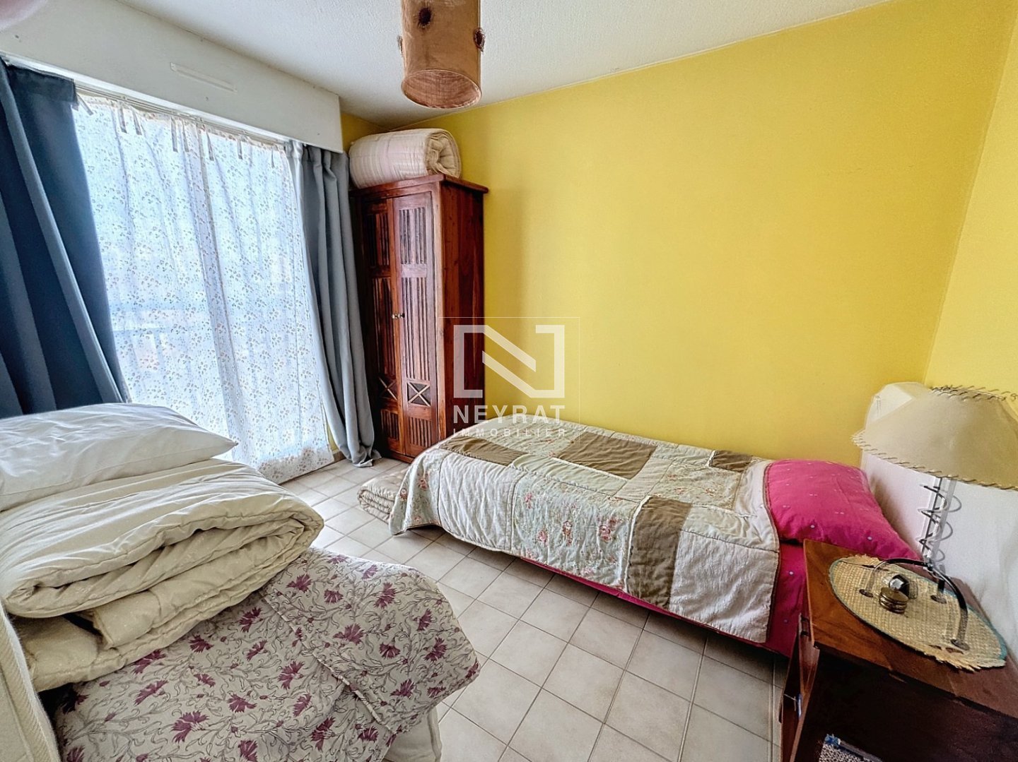 Vente 2 pices 32 m  St Raphael  168 000   saisir