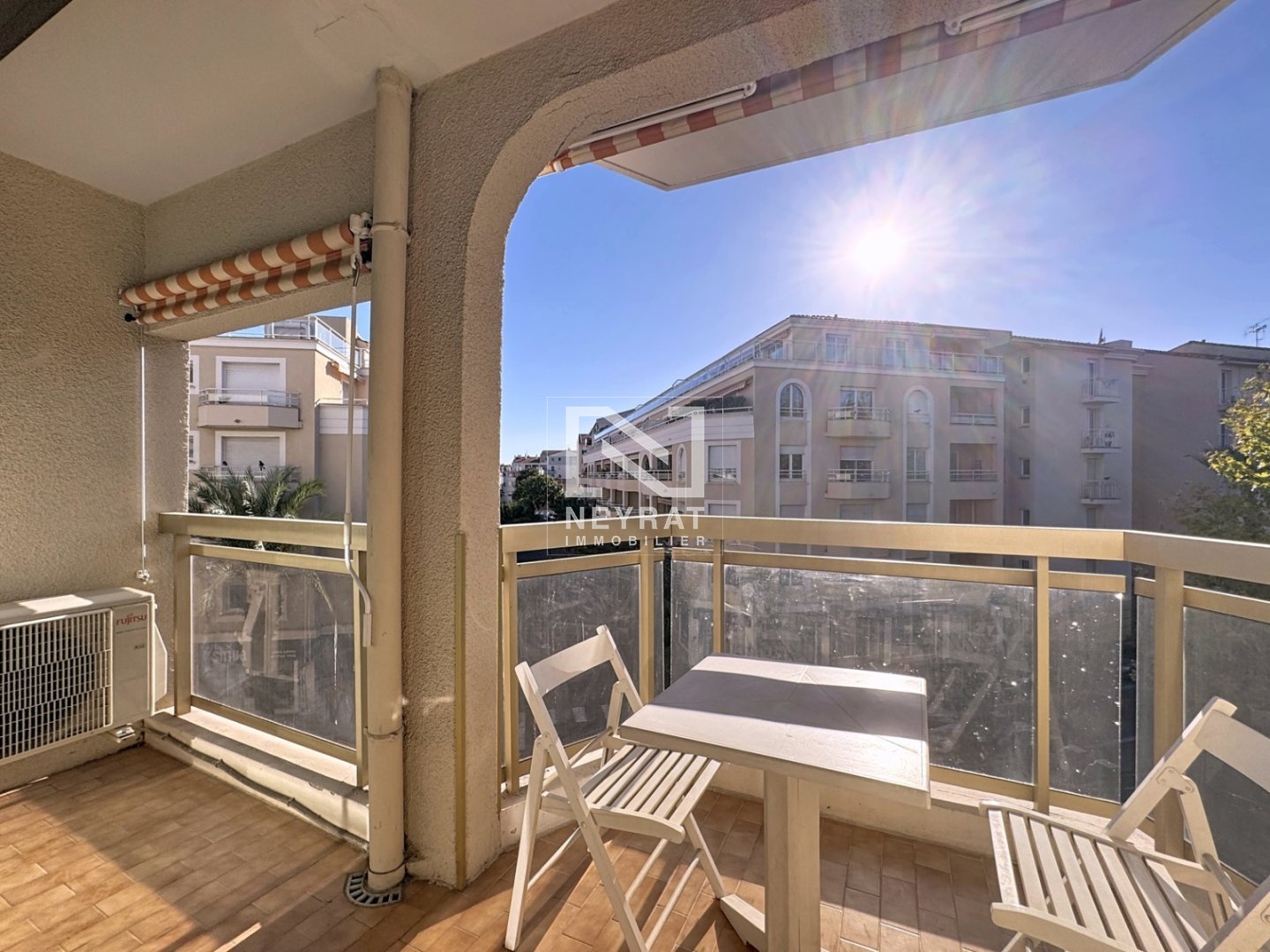 APPARTEMENT T2 A VENDRE - ST RAPHAEL - 38.75 m2 - 177000€