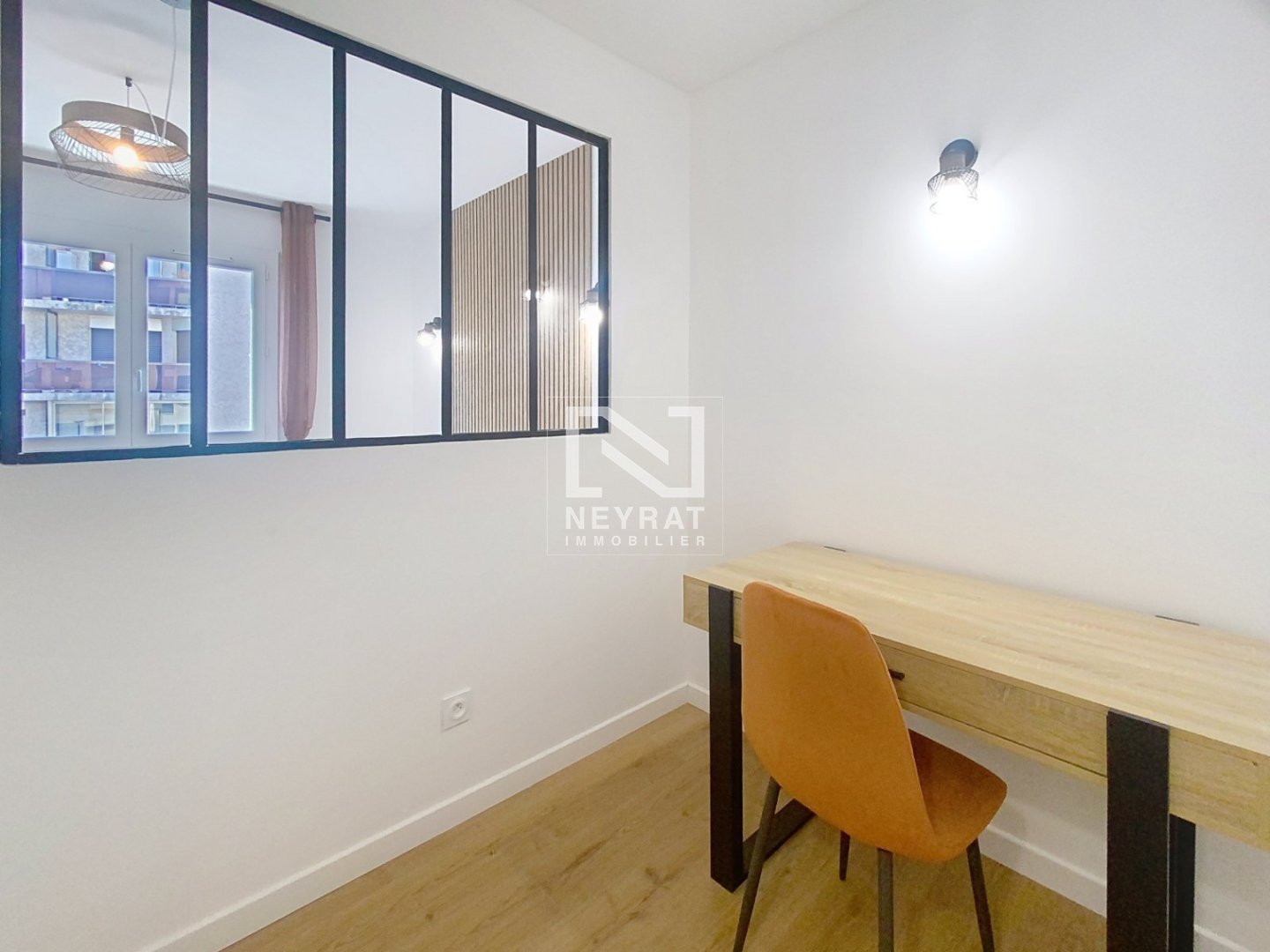 APPARTEMENT T2 A VENDRE - ST RAPHAEL - 48 m2 - 243200€