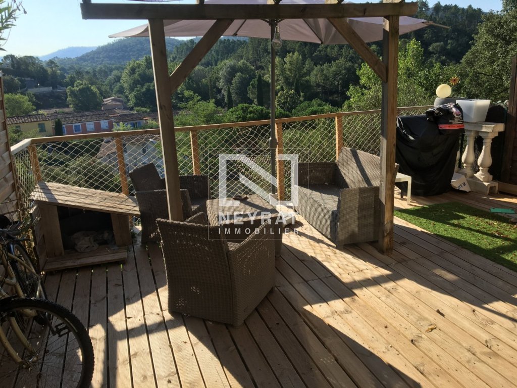 MONTAUROUX 3P + JARDIN et PARKING