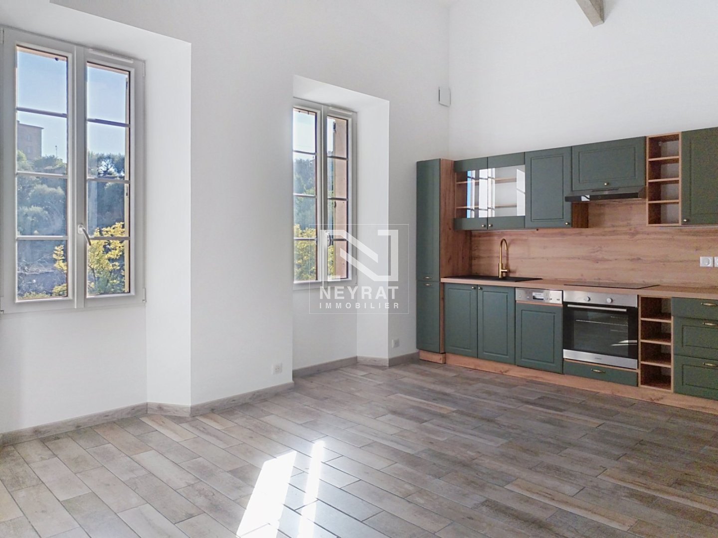 TOURRETTES LOGEMENT 3 PIECES