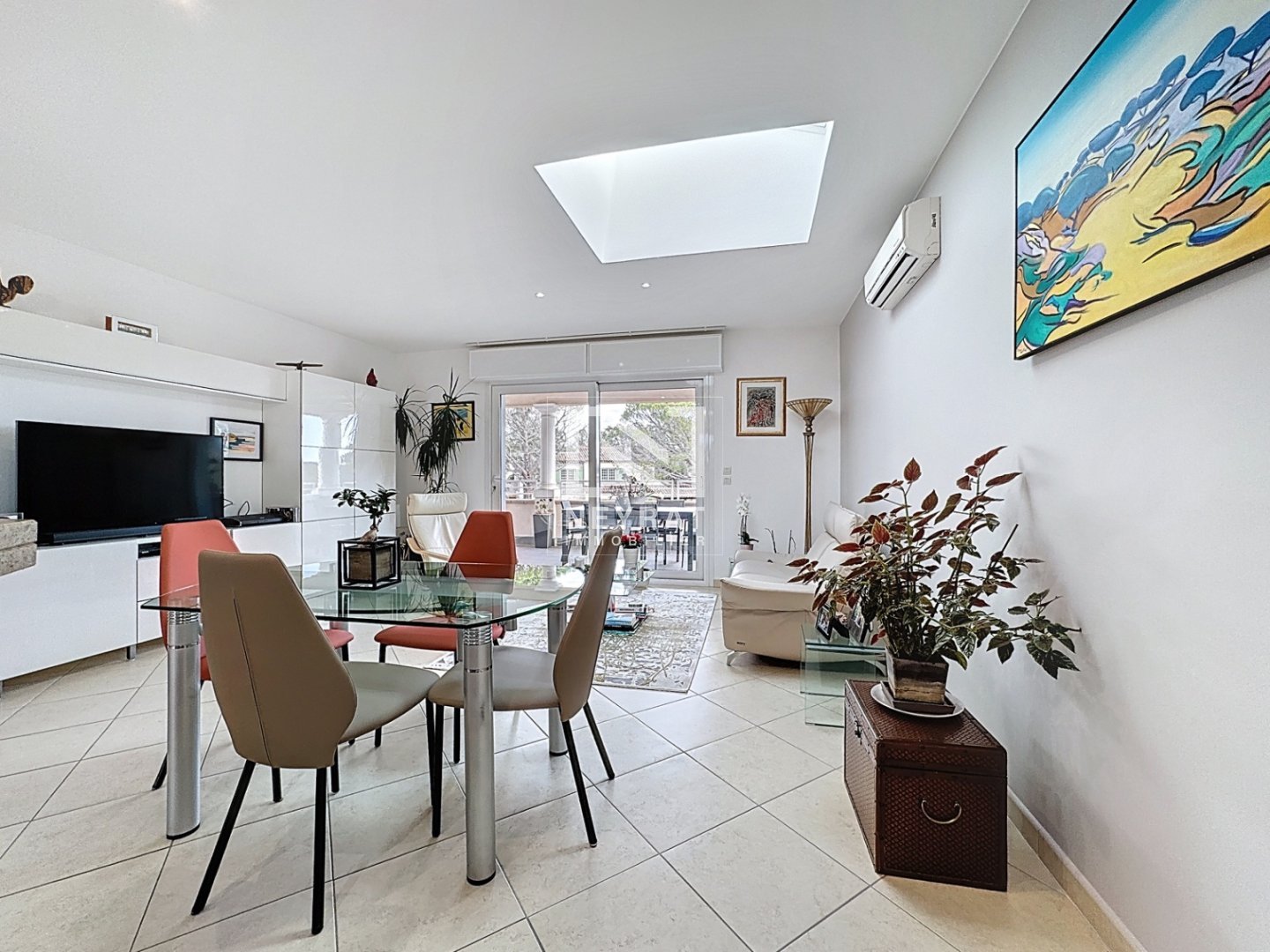 APPARTEMENT T3 A VENDRE - BOULOURIS - 74 m2 - 470000€