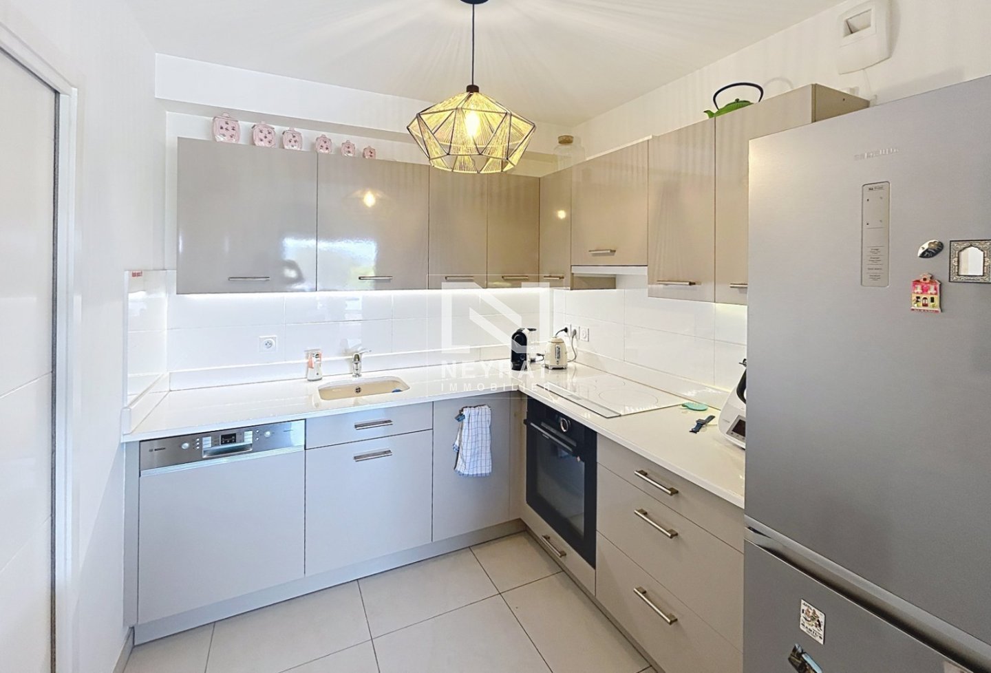 APPARTEMENT DERNIER ETAGE