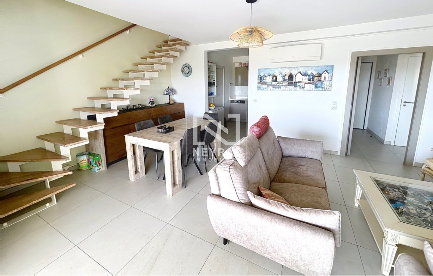 APPARTEMENT DERNIER ETAGE