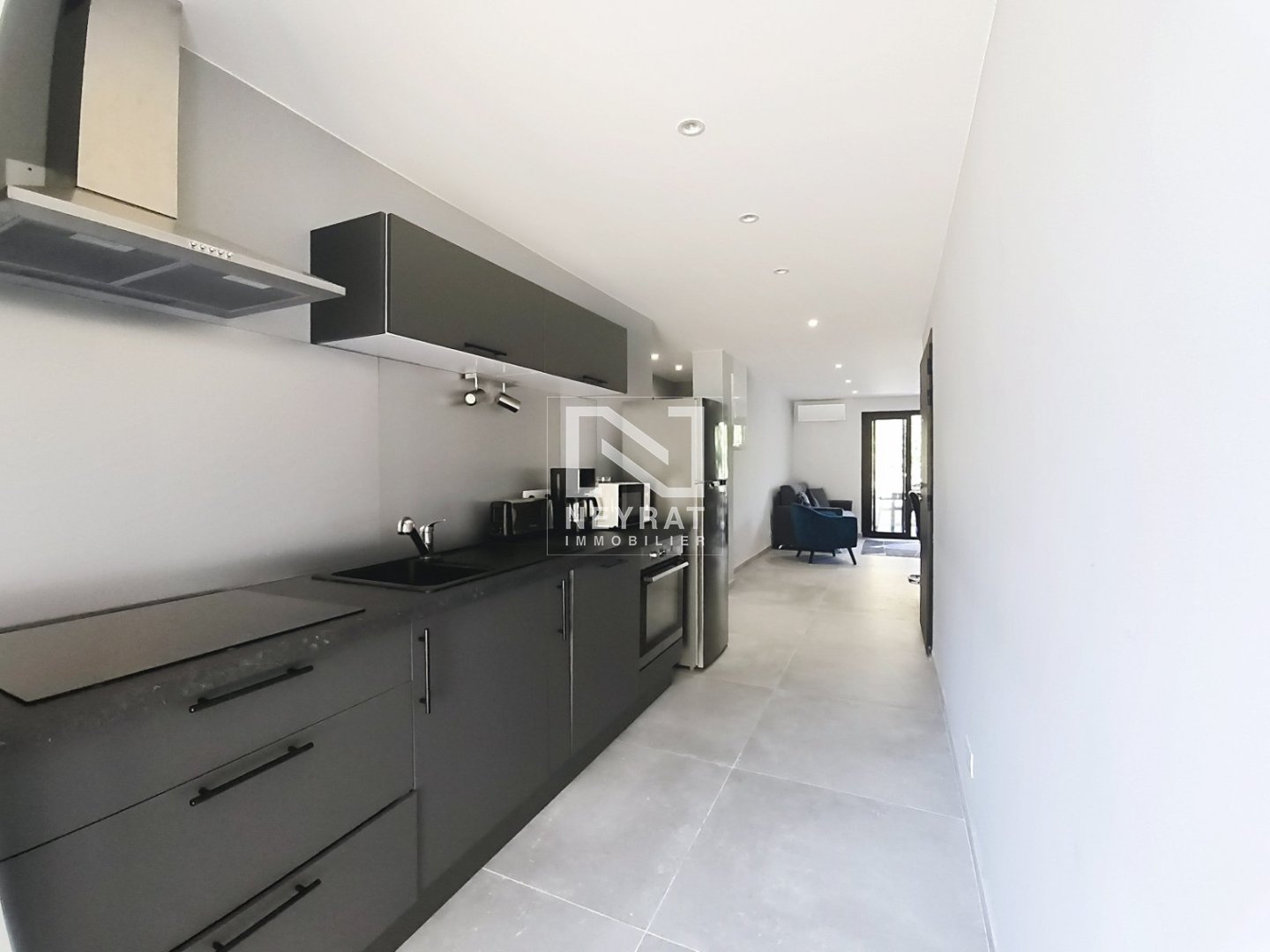 APPARTEMENT T3 A VENDRE - CAVALAIRE SUR MER - 69.82 m2 - 449 000 €