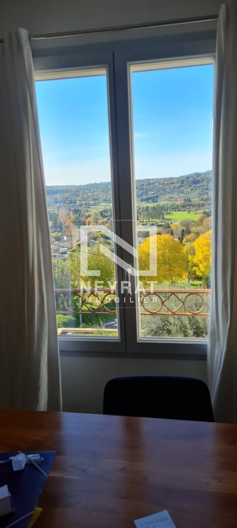 FAYENCE Superbe appartement 3 pi�ces