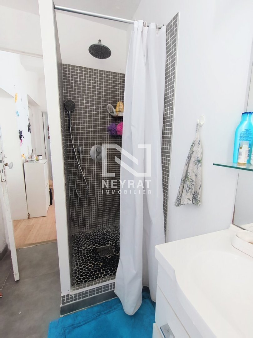 A FAYENCE  - APPARTEMENT LUMINEUX