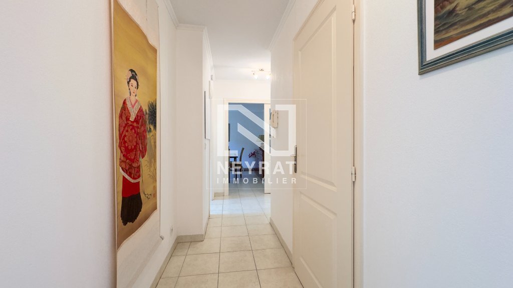 APPARTEMENT T3 - FREJUS - 73.92 m2 - 499 000 €