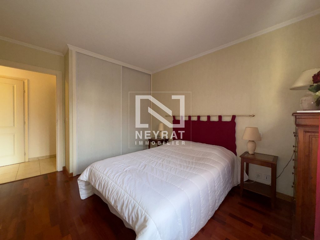 APPARTEMENT T3 - FREJUS - 73.92 m2 - 499 000 €