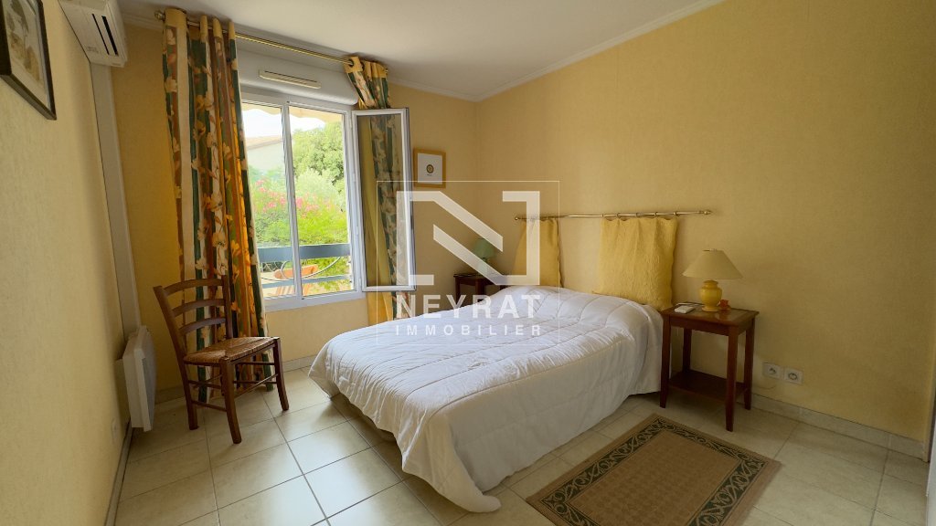 APPARTEMENT T3 - FREJUS - 73.92 m2 - 499 000 €