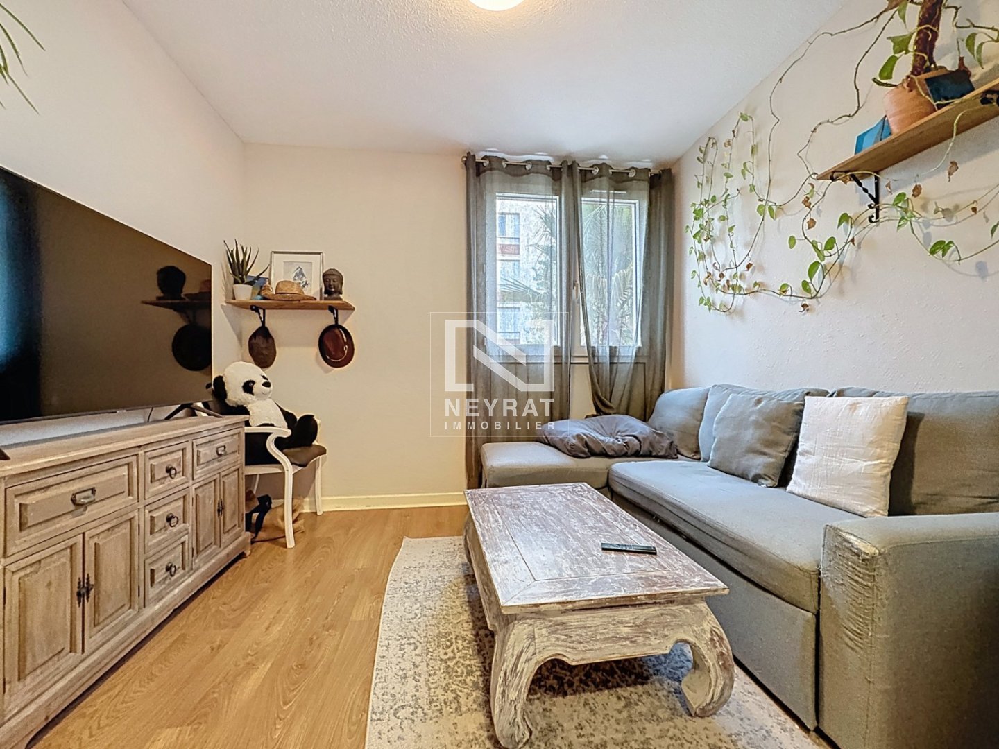 APPARTEMENT T3 - FREJUS - 57.5 m2 - VENDU