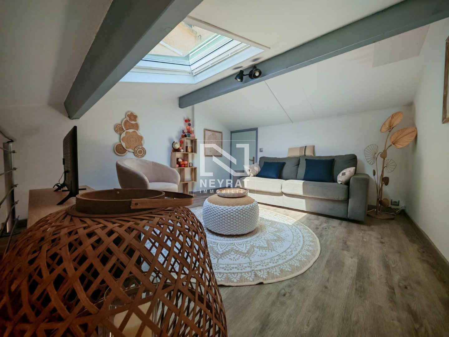 appartement A VENDRE - LES ISSAMBRES la gaillarde - 40 m2 - 270000€