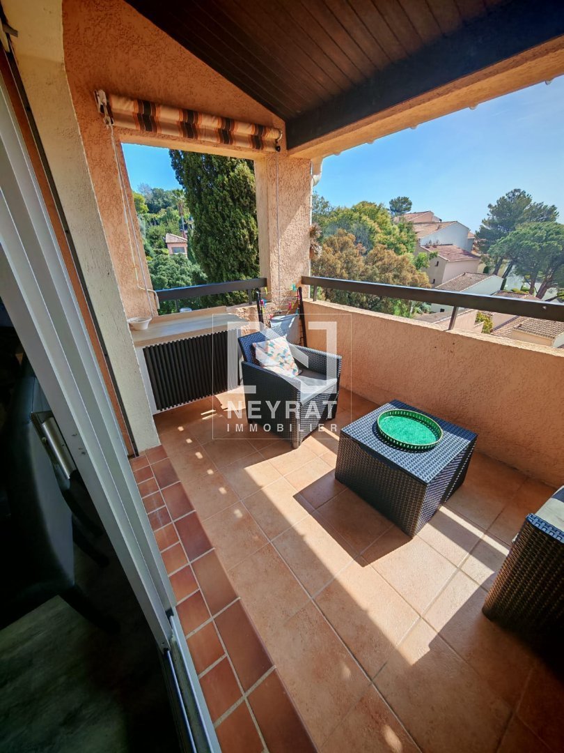 appartement A VENDRE - LES ISSAMBRES la gaillarde - 40 m2 - 270000€