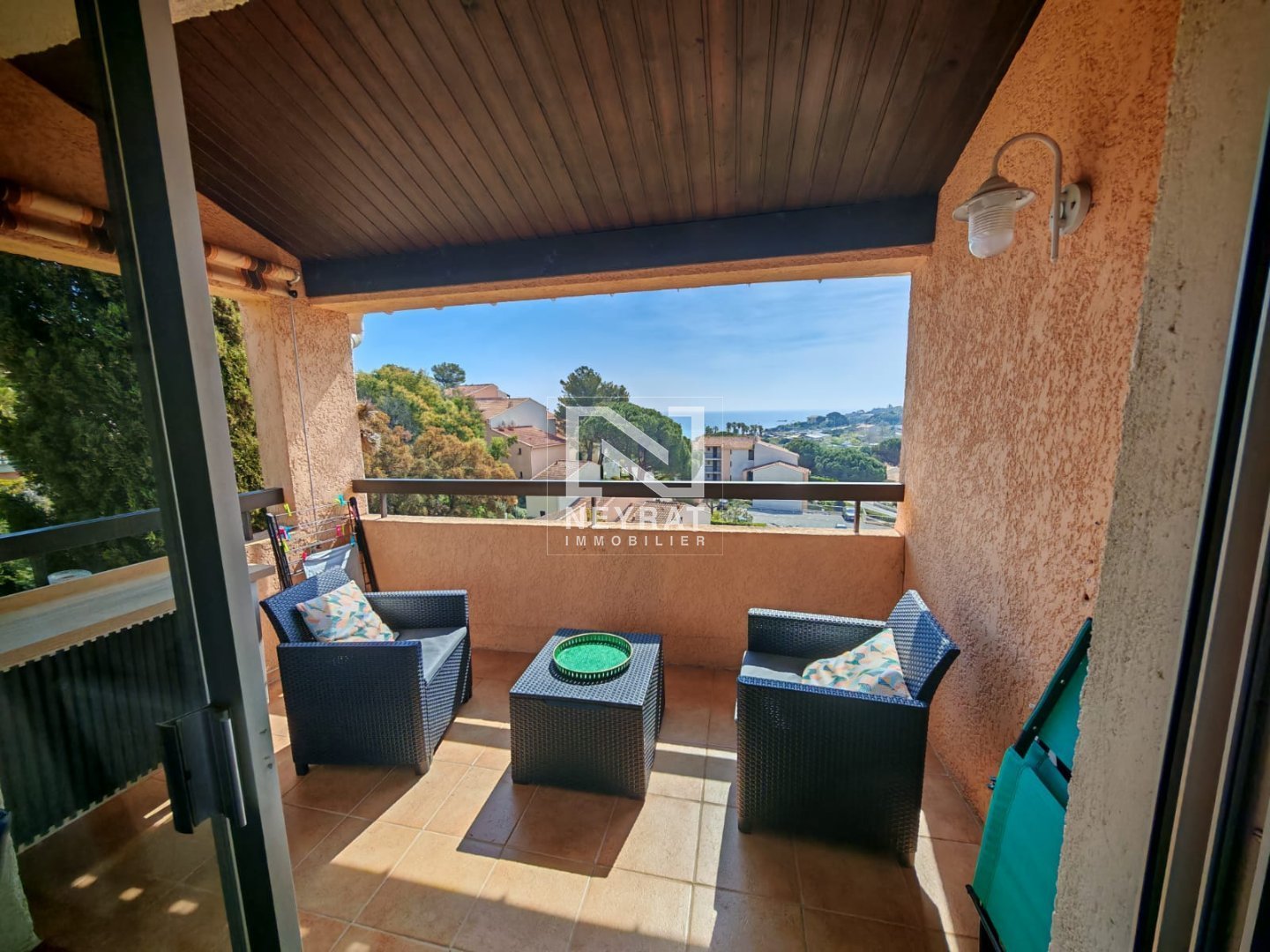 appartement A VENDRE - LES ISSAMBRES la gaillarde - 40 m2 - 270000€