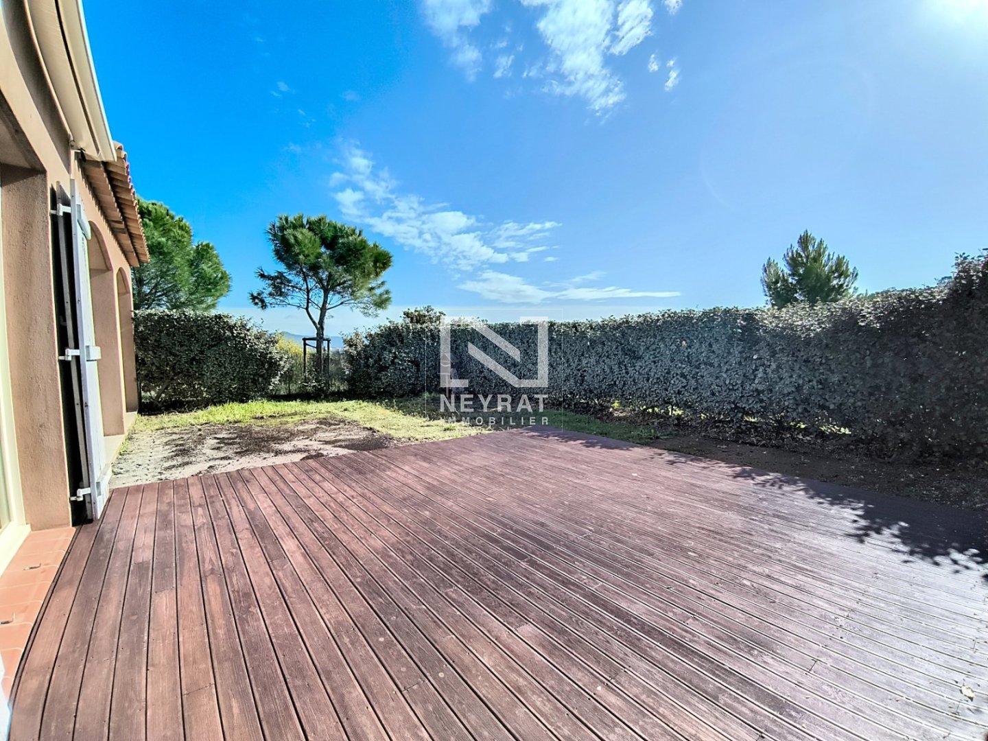 Un appartement type 3 en RDJ - ROQUEBRUNE SUR ARGENS Sainte Candie - 78.19 m2 - 320 000 €