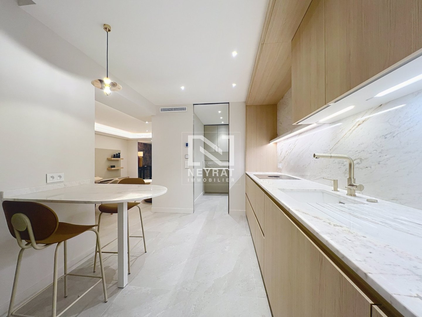 SAINT RAPHAEL TRIANGLE D OR