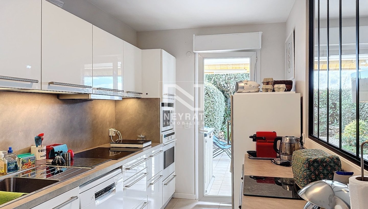 Saint Raphael Valescure