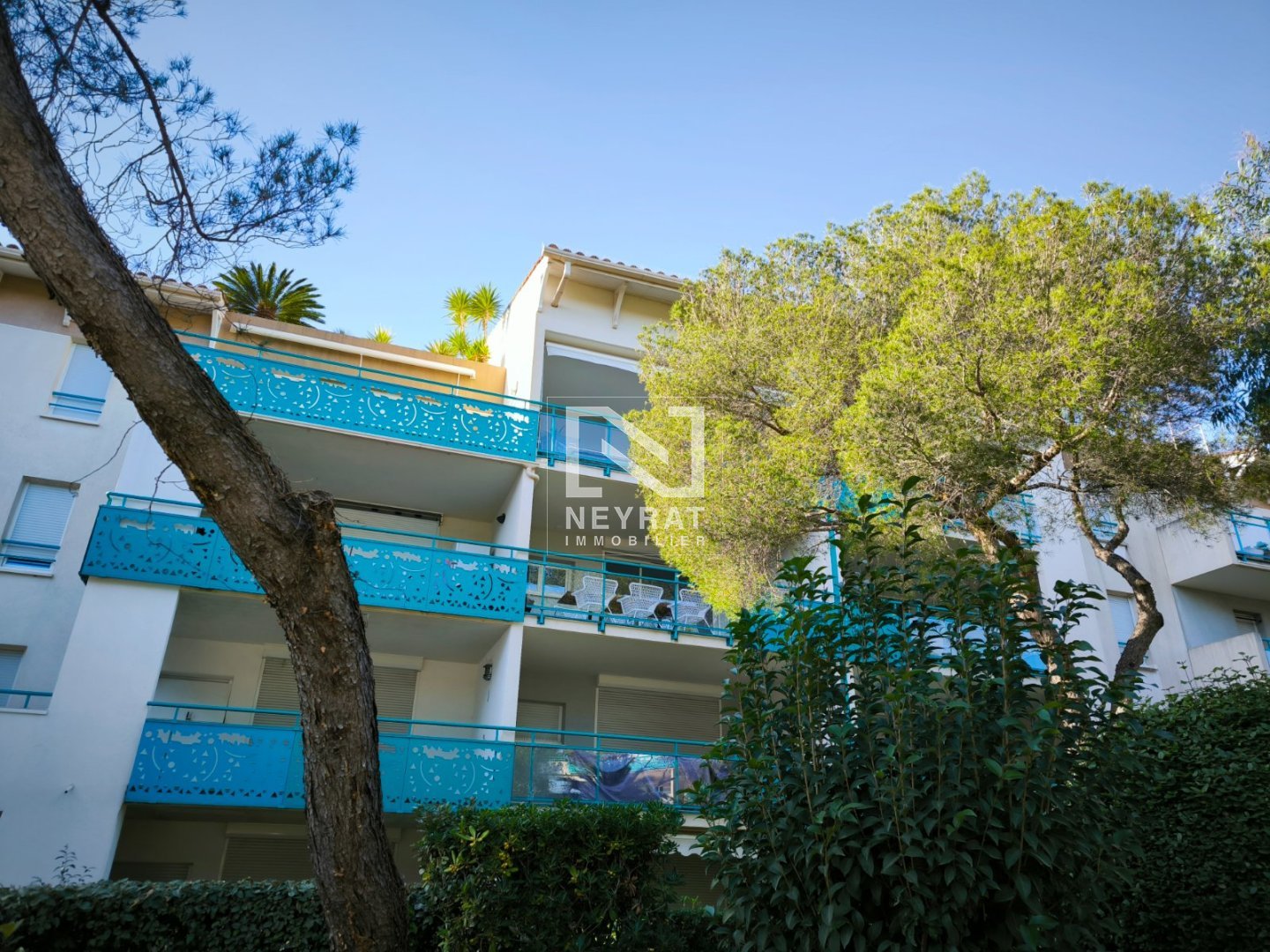 APPARTEMENT T3 - ST RAPHAEL - 74.62 m2 - 489000€