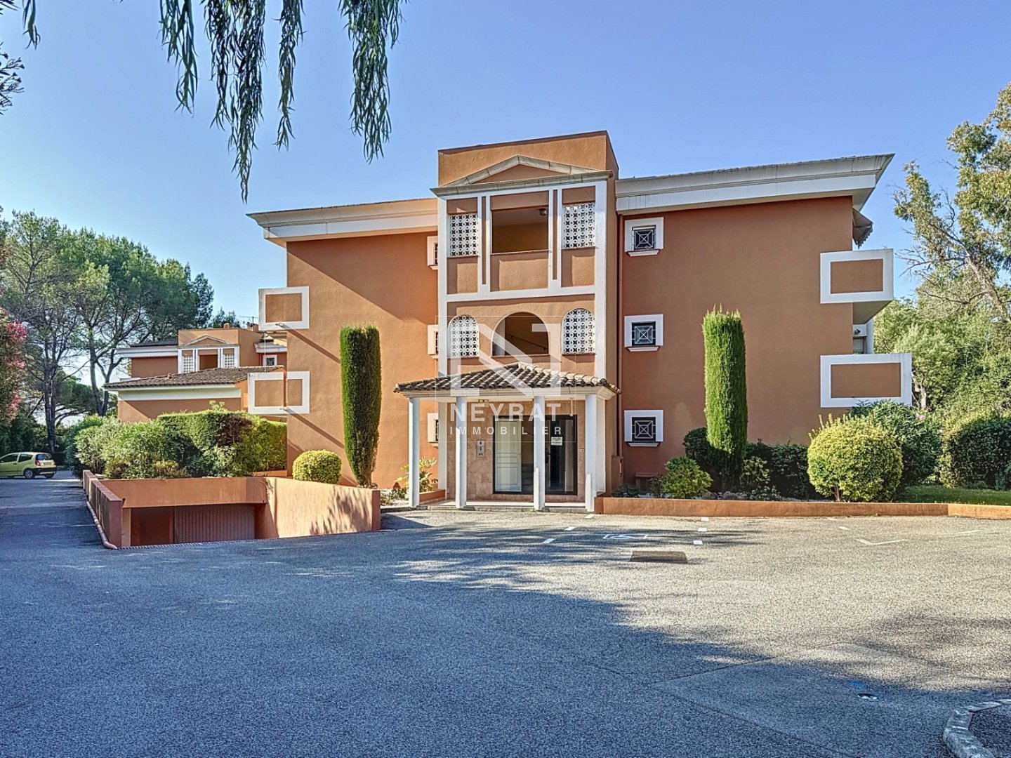 APPARTEMENT T3 A VENDRE - ST RAPHAEL - 94 m2 - 710000€