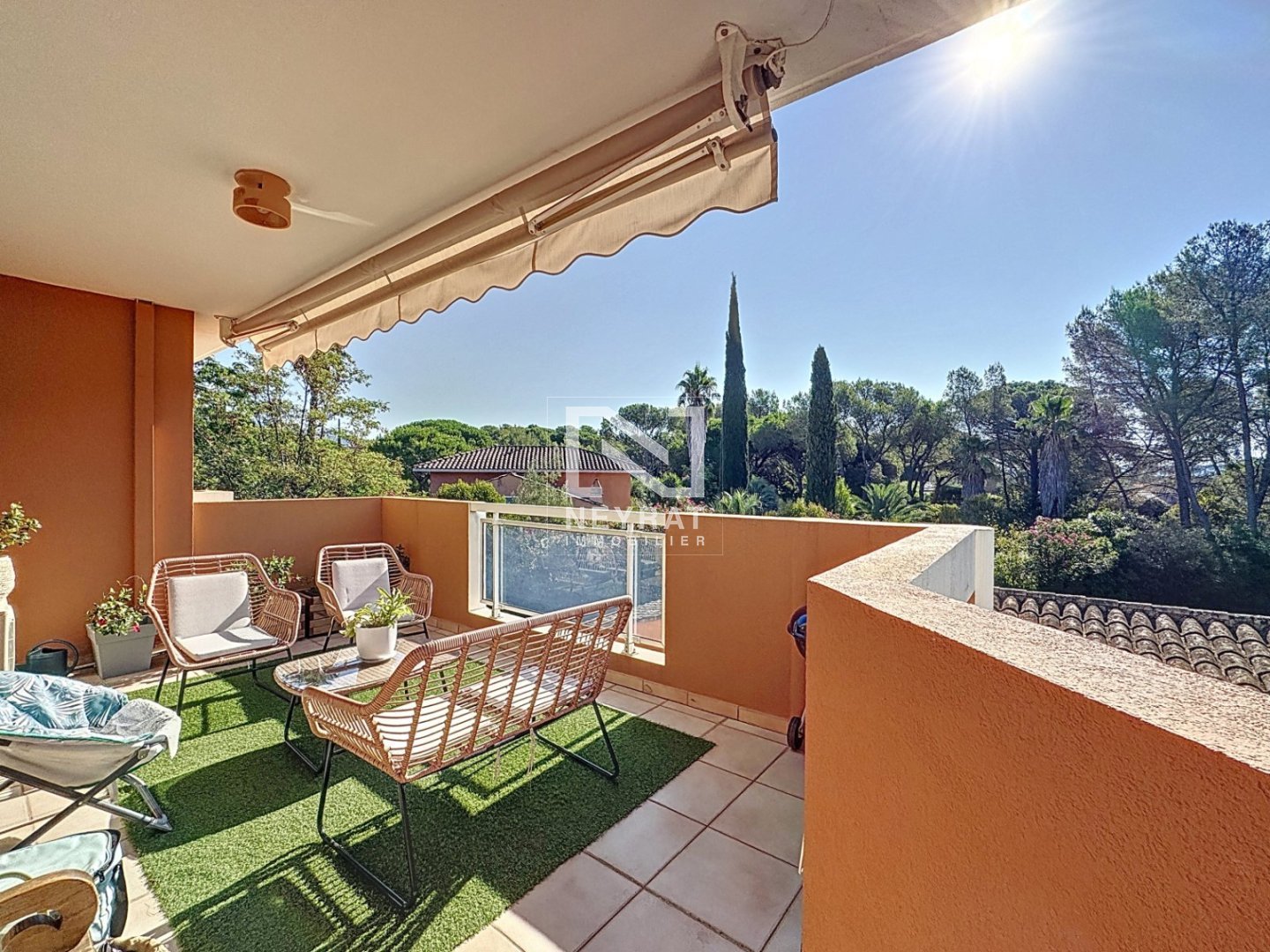 APPARTEMENT T3 A VENDRE - ST RAPHAEL - 94 m2 - 710000€