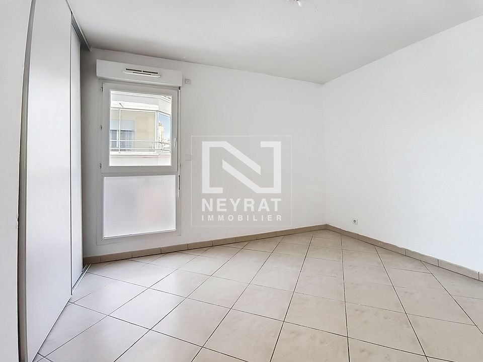 APPARTEMENT T3 A VENDRE - ST RAPHAEL - 77.07 m2 - 319 000 &euro;