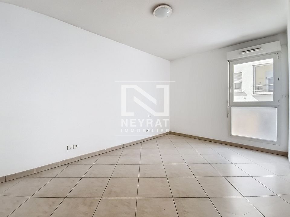 APPARTEMENT T3 A VENDRE - ST RAPHAEL - 77.07 m2 - 319 000 &euro;