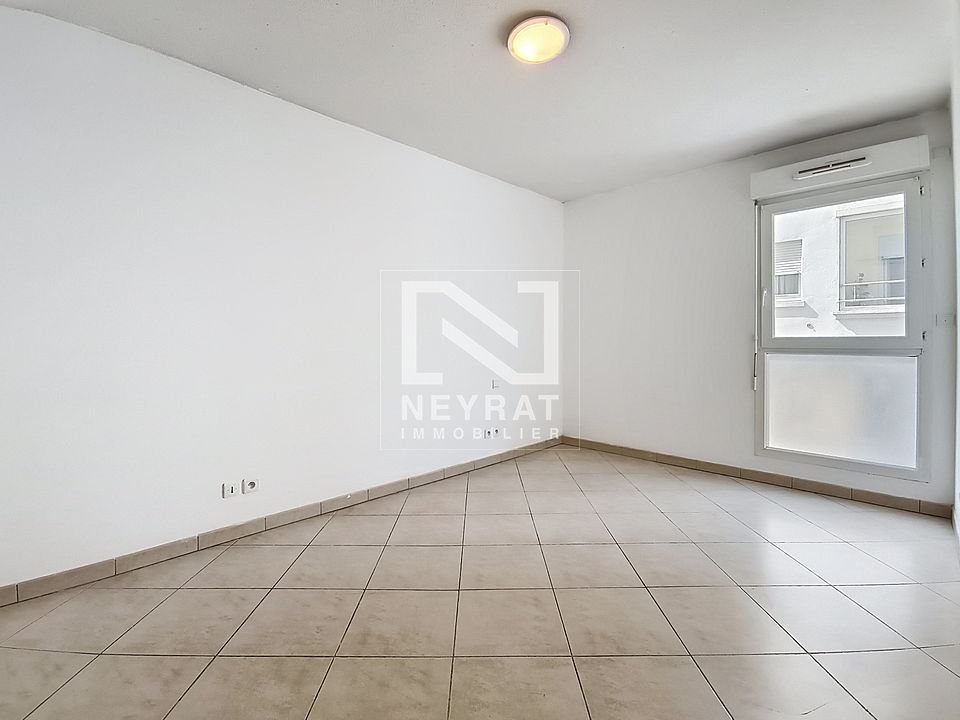 APPARTEMENT T3 A VENDRE - ST RAPHAEL - 77.07 m2 - 319 000 &euro;