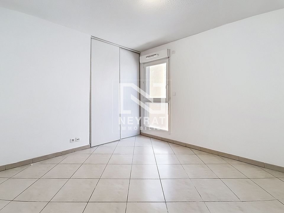 APPARTEMENT T3 A VENDRE - ST RAPHAEL - 77.07 m2 - 319 000 &euro;