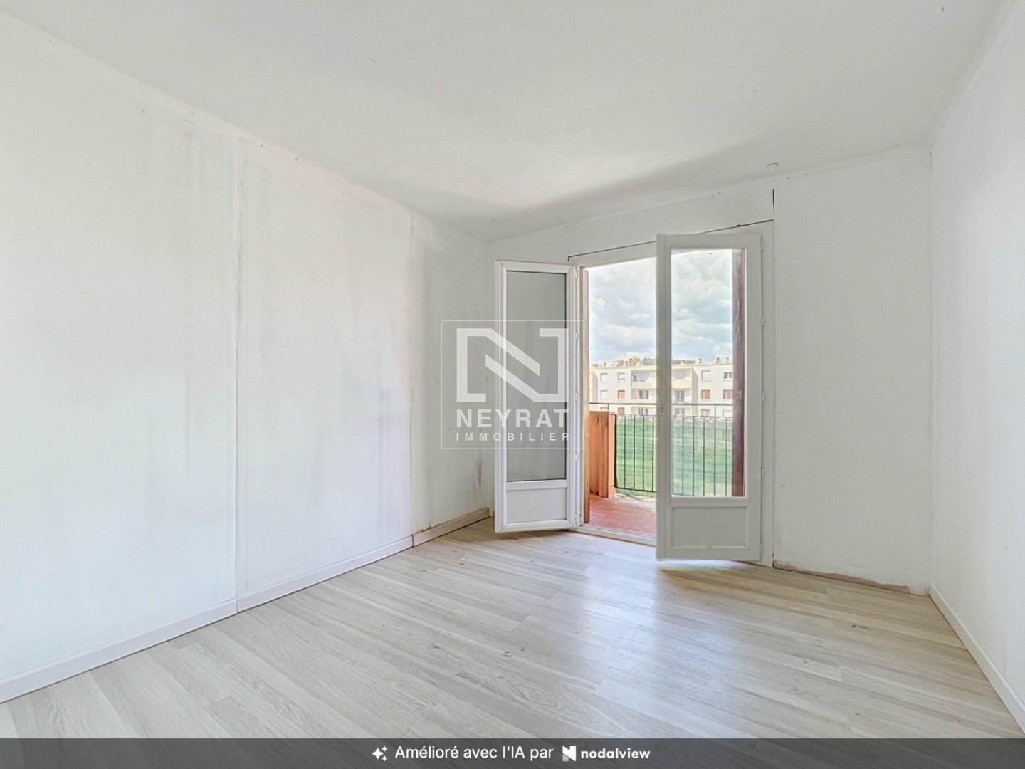 SAINT-RAPHAËL – APPARTEMENT 3 PIECES A VENDRE - ST RAPHAEL - 56.94 m2 - 183 000 &euro;