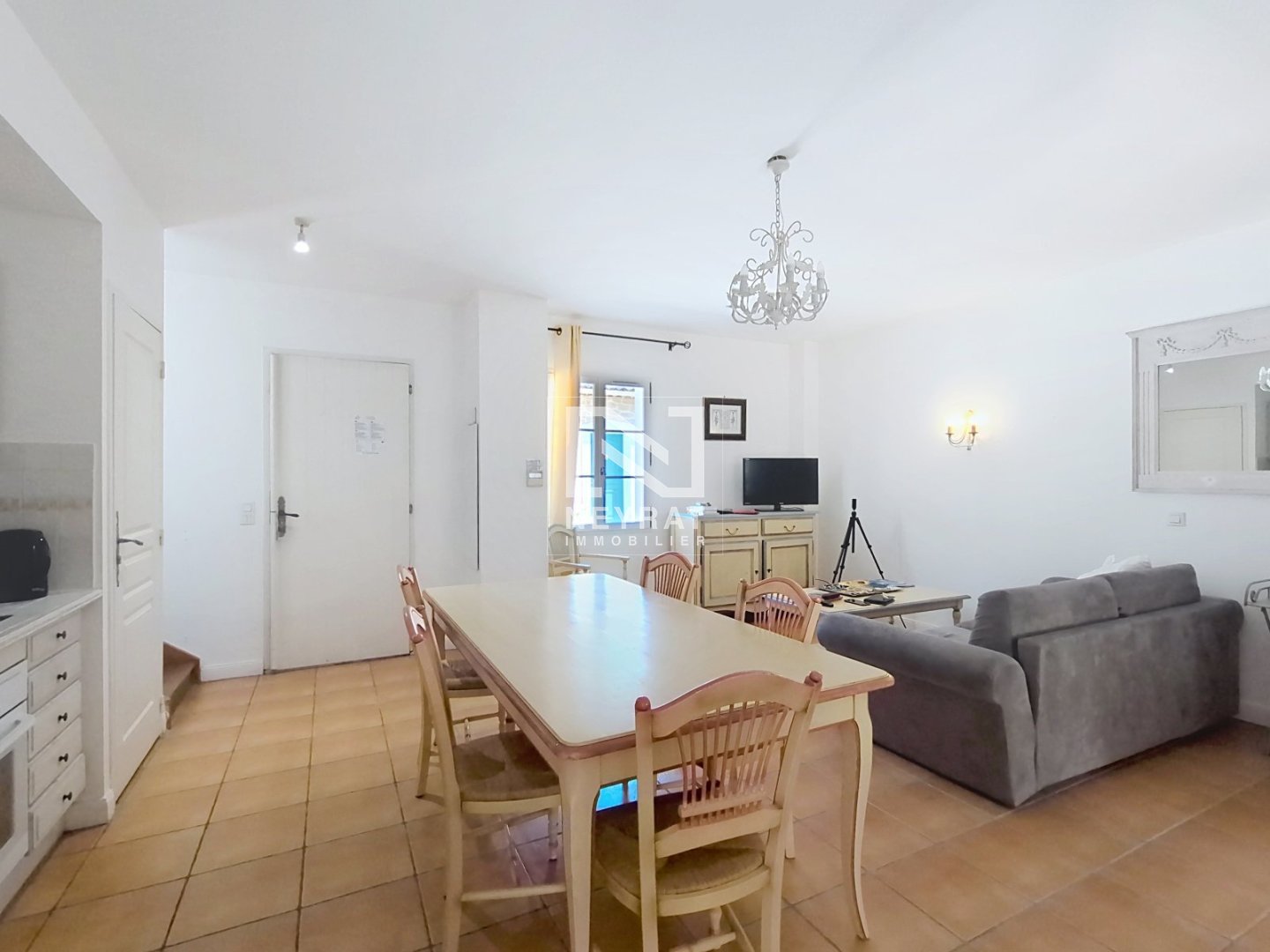 FAYENCE -  MAISONNETTE T4 MEUBLÉE EN DUPLEX AVEC JARDIN