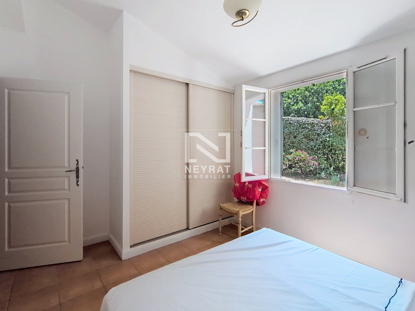 FAYENCE -  MAISONNETTE T4 MEUBLÉE EN DUPLEX AVEC JARDIN