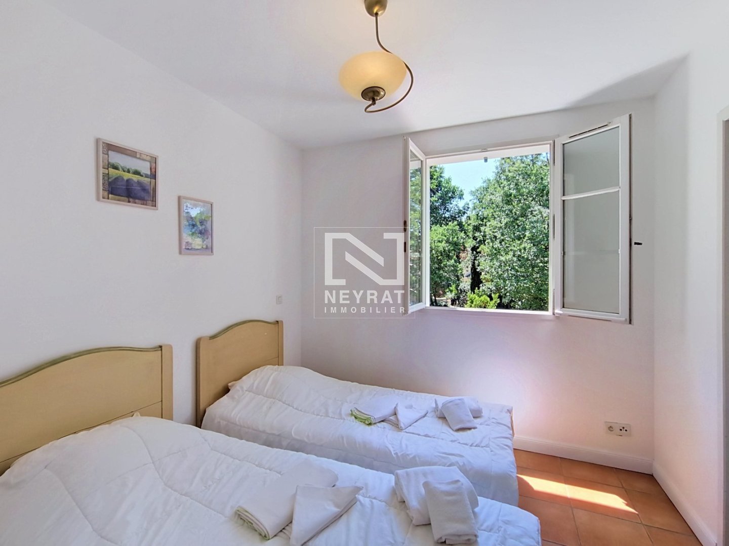 FAYENCE -  MAISONNETTE T4 MEUBLÉE EN DUPLEX AVEC JARDIN