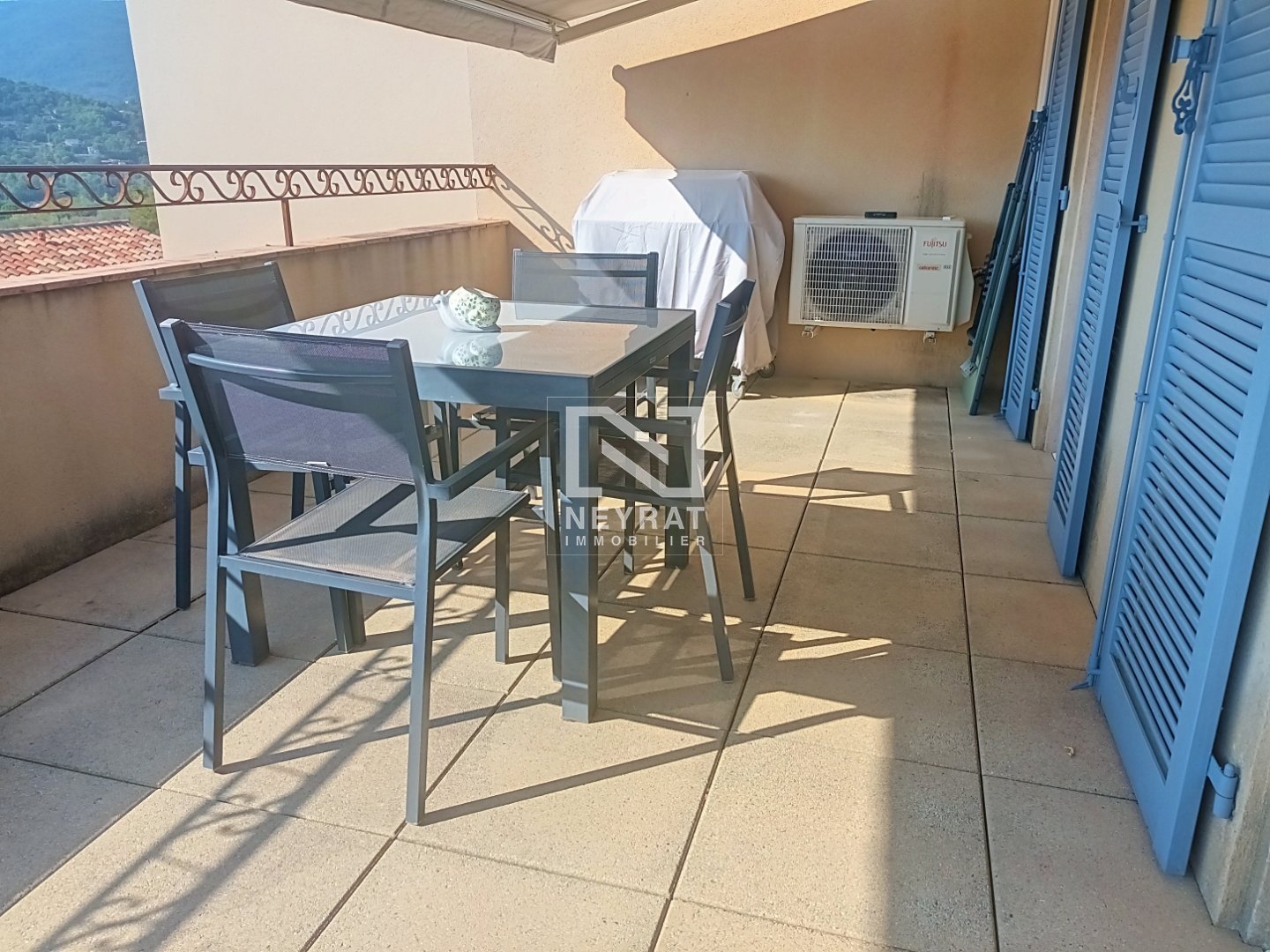 FAYENCE MAGNIFIQUE 4 PIECES TOIT TERRASSE VUE PANORAMIQUE
