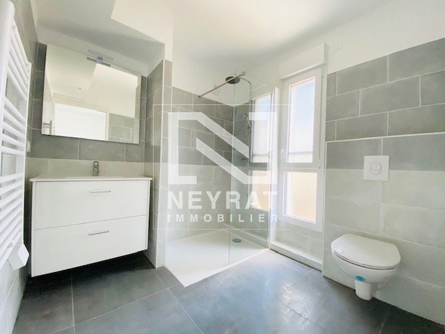 FRJUS - FRAIS DE NOTAIRE RDUITS A VENDRE - FREJUS - 92.27 m2 - 489000€