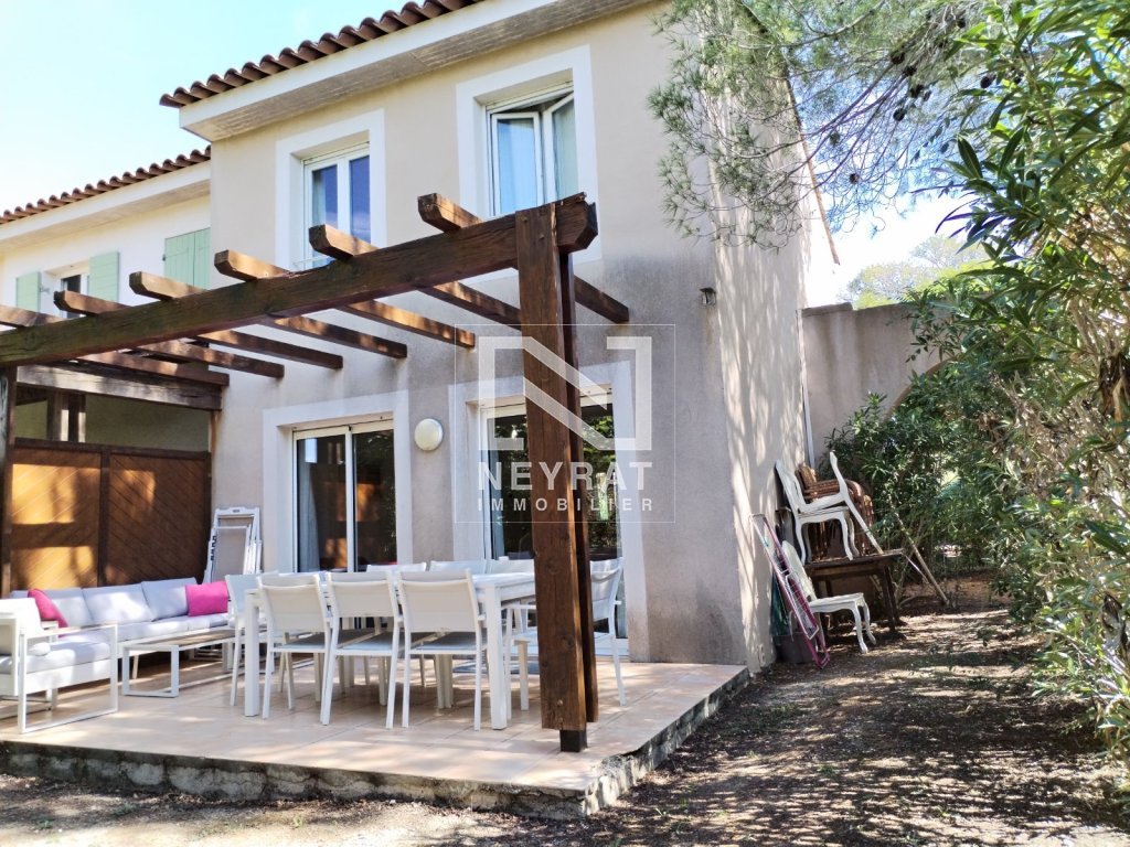 Appartement de type 5p avec jardin