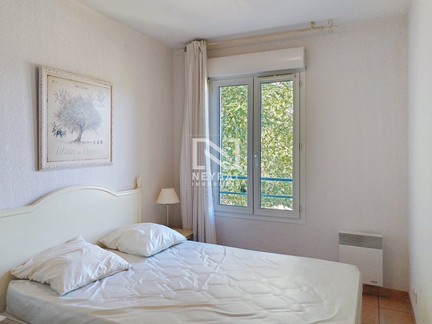 MONTAUROUX - Duplex avec jardin dans une rsidence avec piscine