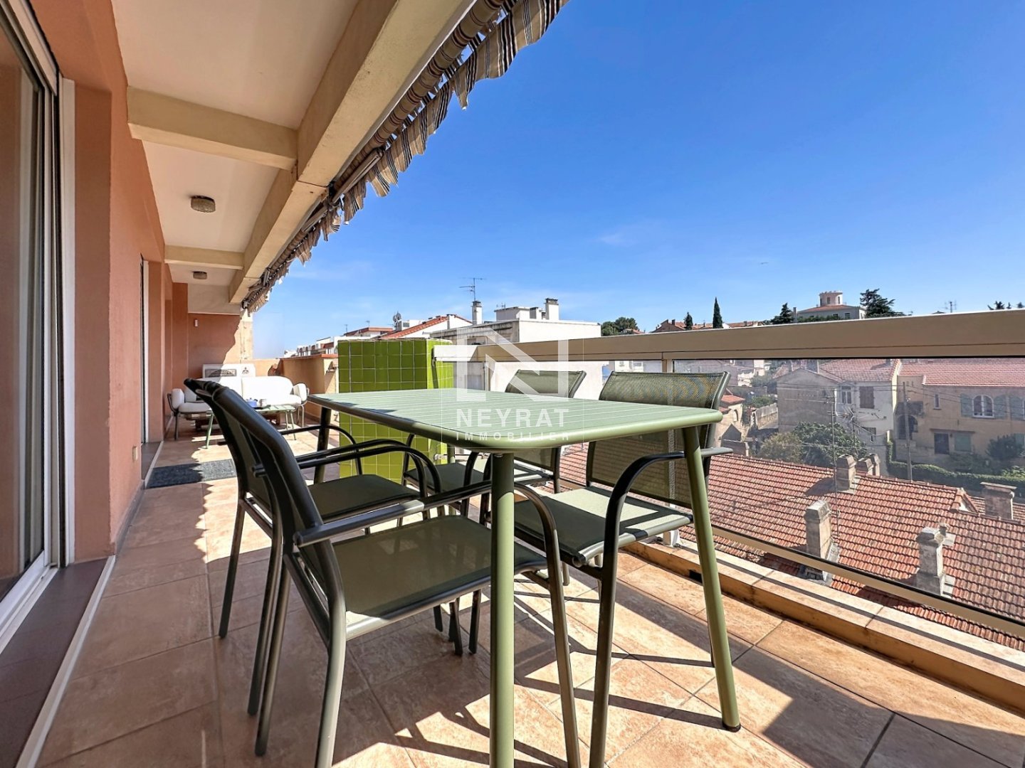 SAINT RAPHAEL T3-4 CENTRE VILLE