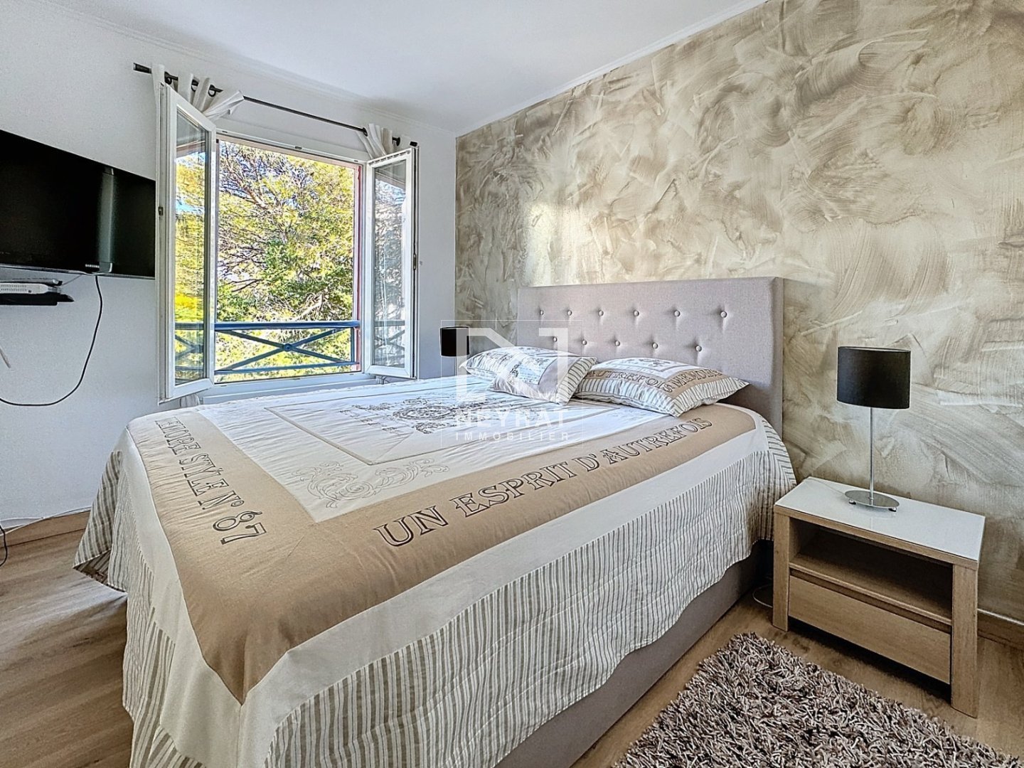 Proche du centre ville et de la mer de Saint Raphael