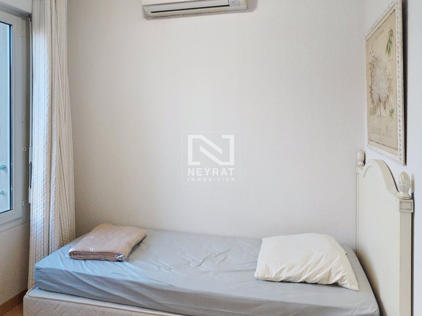 MONTAUROUX - Appartement et  jardin dans une r�sidence avec piscine