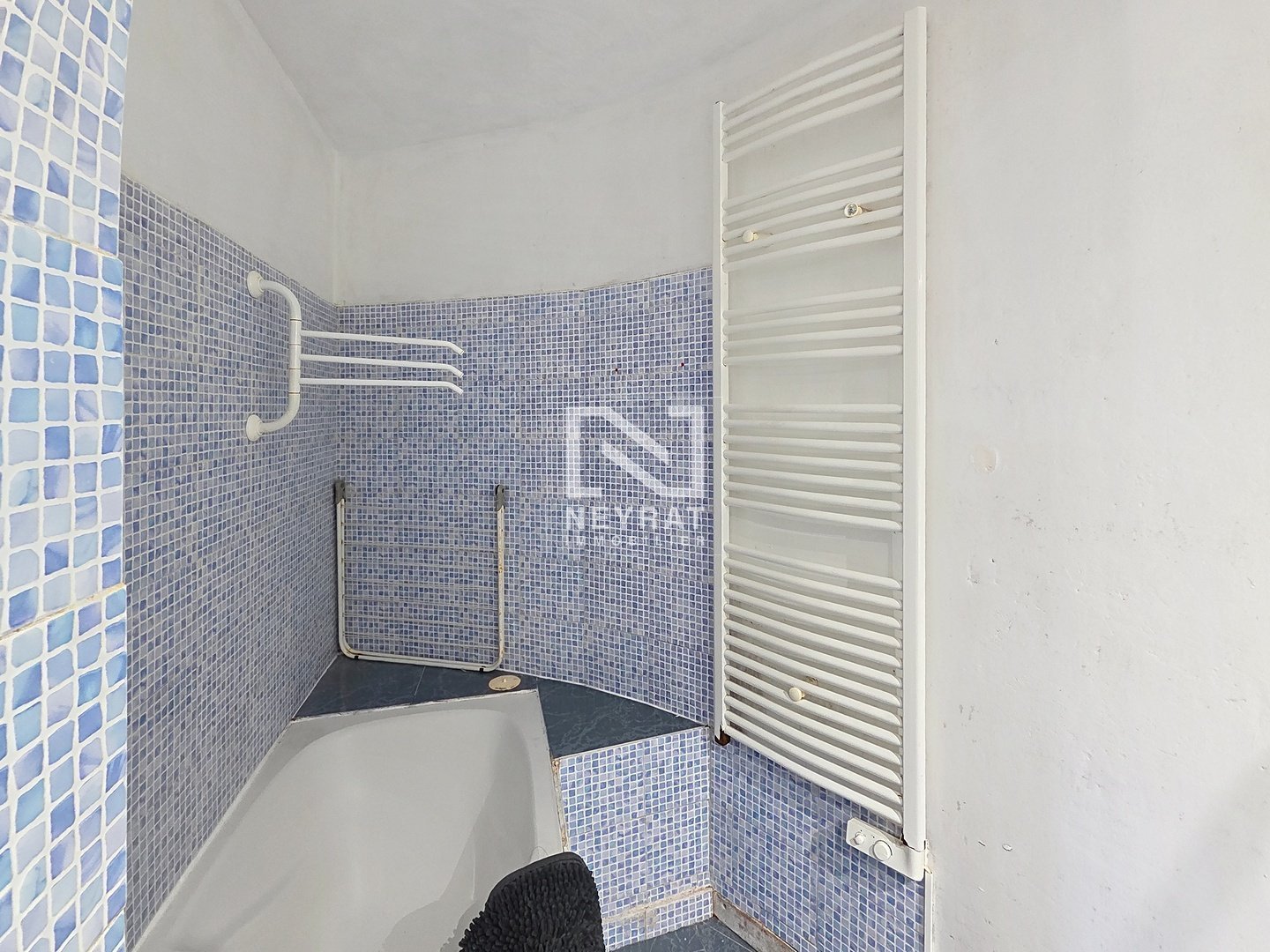 MAISON PROVENCALE A VENDRE - ST PAUL EN FORET PINCOUNILLIER - 95 m2 - 279000€