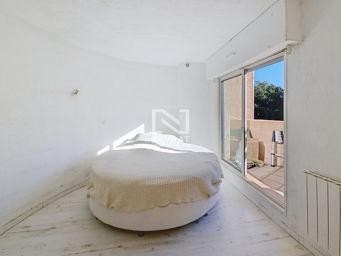 MAISON PROVENCALE A VENDRE - ST PAUL EN FORET PINCOUNILLIER - 95 m2 - 279000€