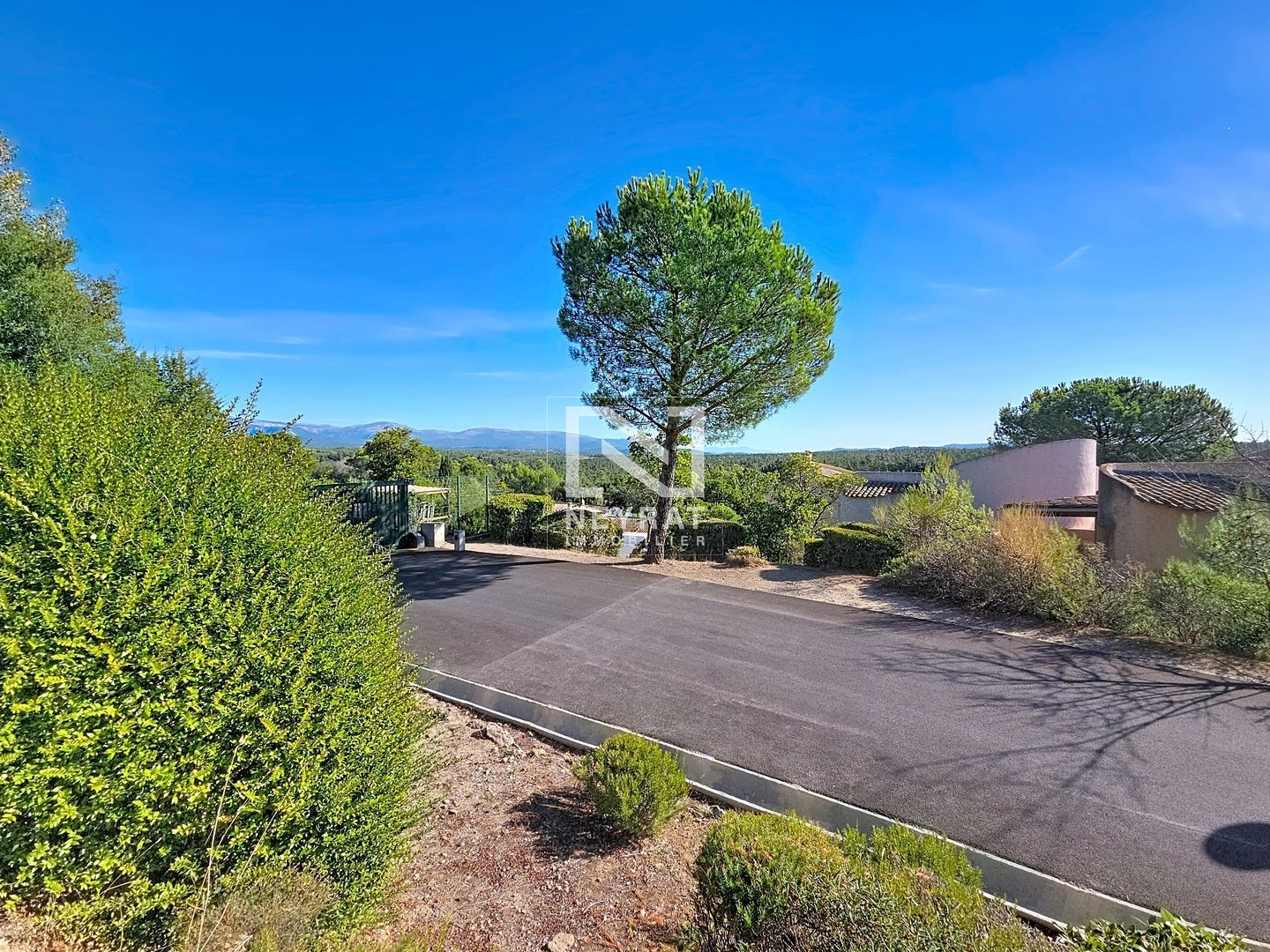 MAISON PROVENCALE A VENDRE - ST PAUL EN FORET PINCOUNILLIER - 95 m2 - 279000€