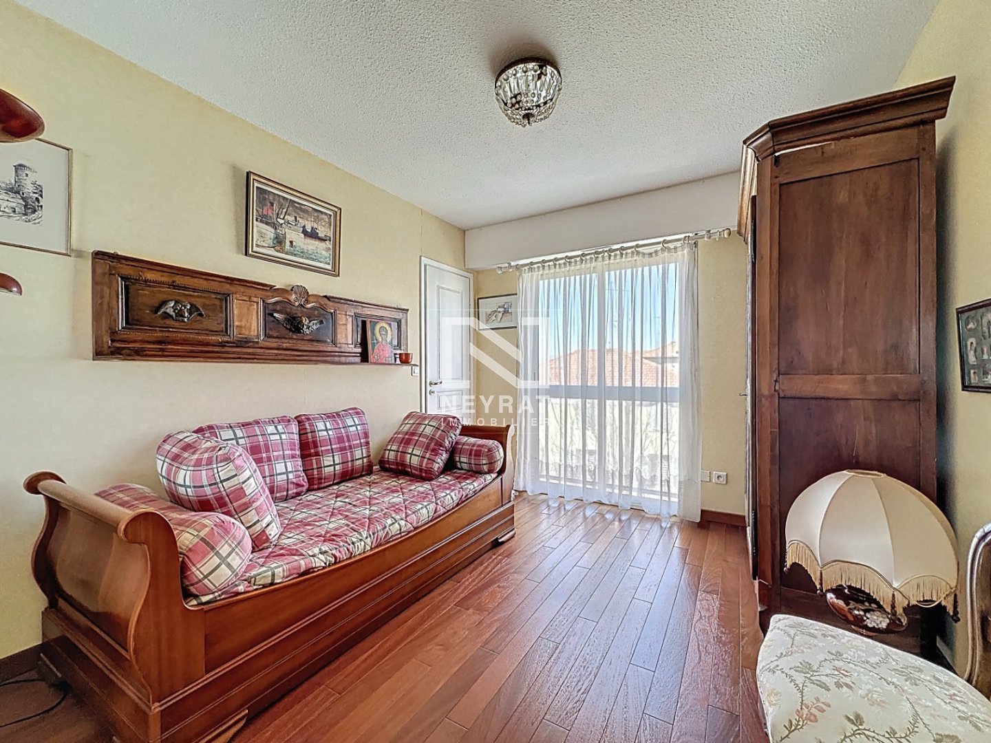 SAINT RAPHAEL CENTRE VILLE