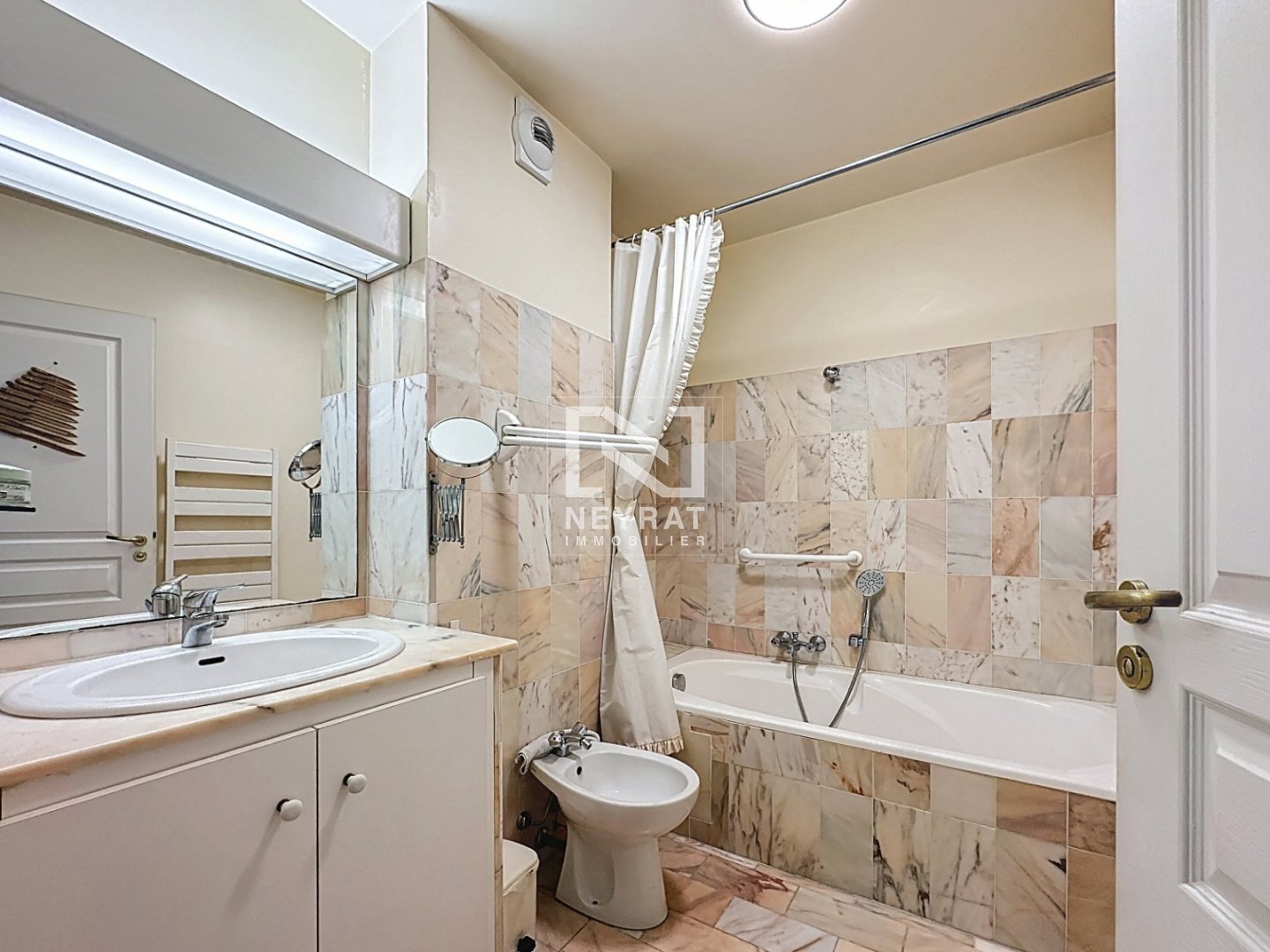 SAINT RAPHAEL CENTRE VILLE