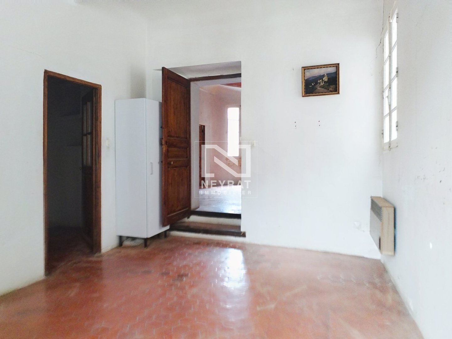 SEILLANS - APPARTEMENT AVEC DEUX TERRASSES - IDEAL INVESTISSEUR